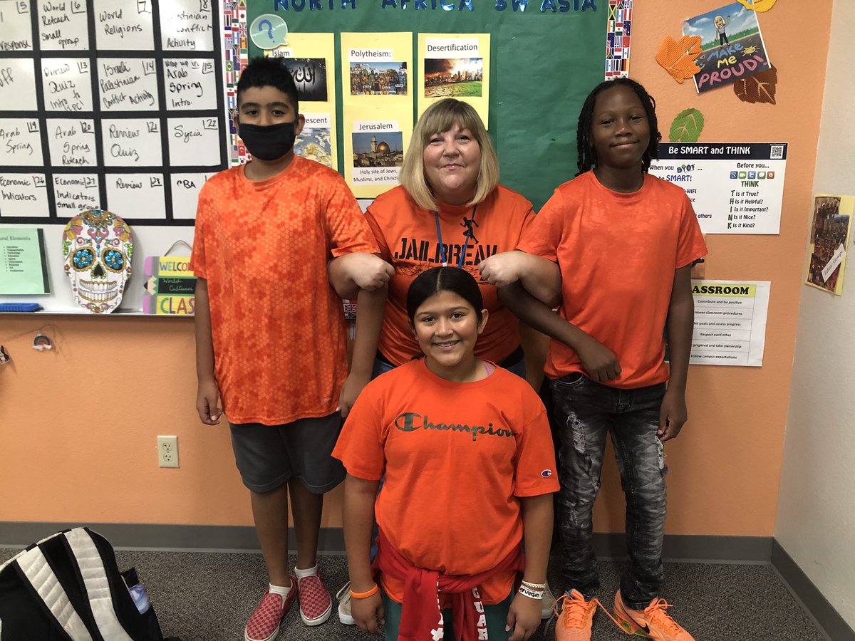 Browns_Class's tweet photo. Yay for Unity Day each &amp; every day at LMS @LeanderISD @LeanderTigers @Browns_Class https://t.co/lma25dzWhG