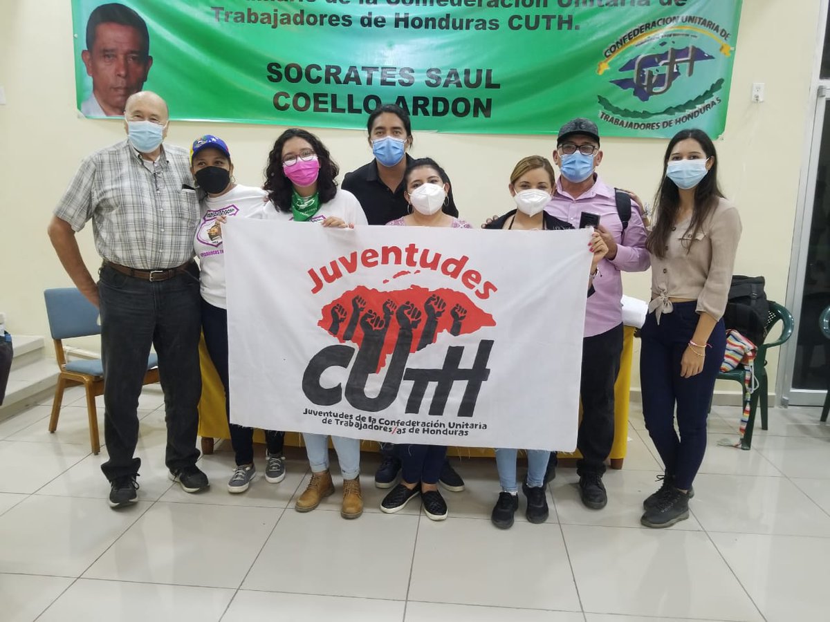 JuventudesCUTH's tweet photo. 🔴5/5 #XCongresoCUTH / Desde #JCUTH compartimos la alegría de tener por primera vez la secretaría de la juventud en el Comité ejecutivo nacional; cargo asumido por nuestra compañera Zenia Díaz @Zqumic9 ,¡felicidades!💜❤️ https://t.co/Tpjk4xZmS7