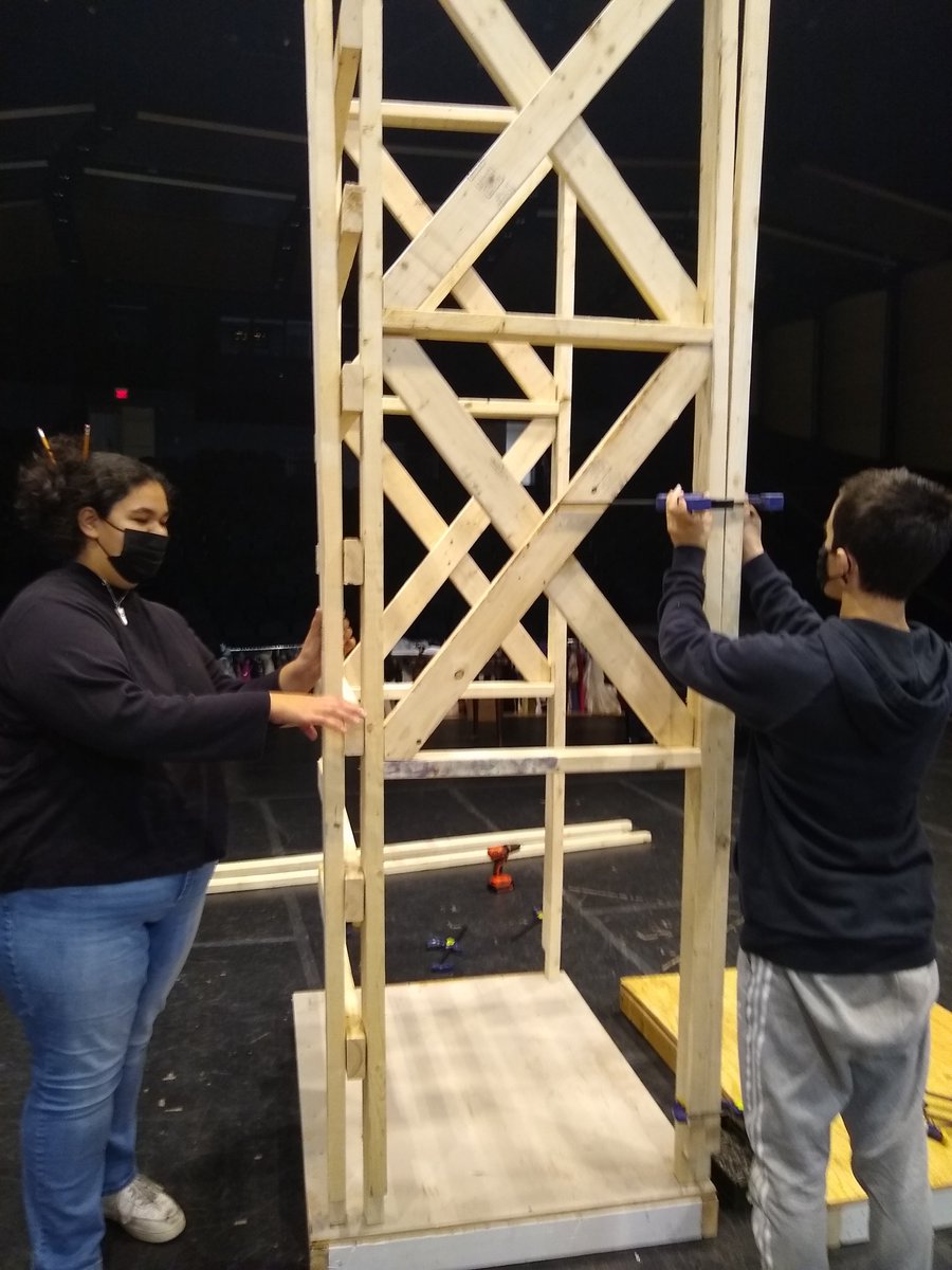 nrhsmasquers's tweet photo. Adv Technical Theater killing it with their 3D scale model to full size structure part 1 #NRPSSTEAM #SeeYourselfInSTEM https://t.co/qHjL8U5oyh