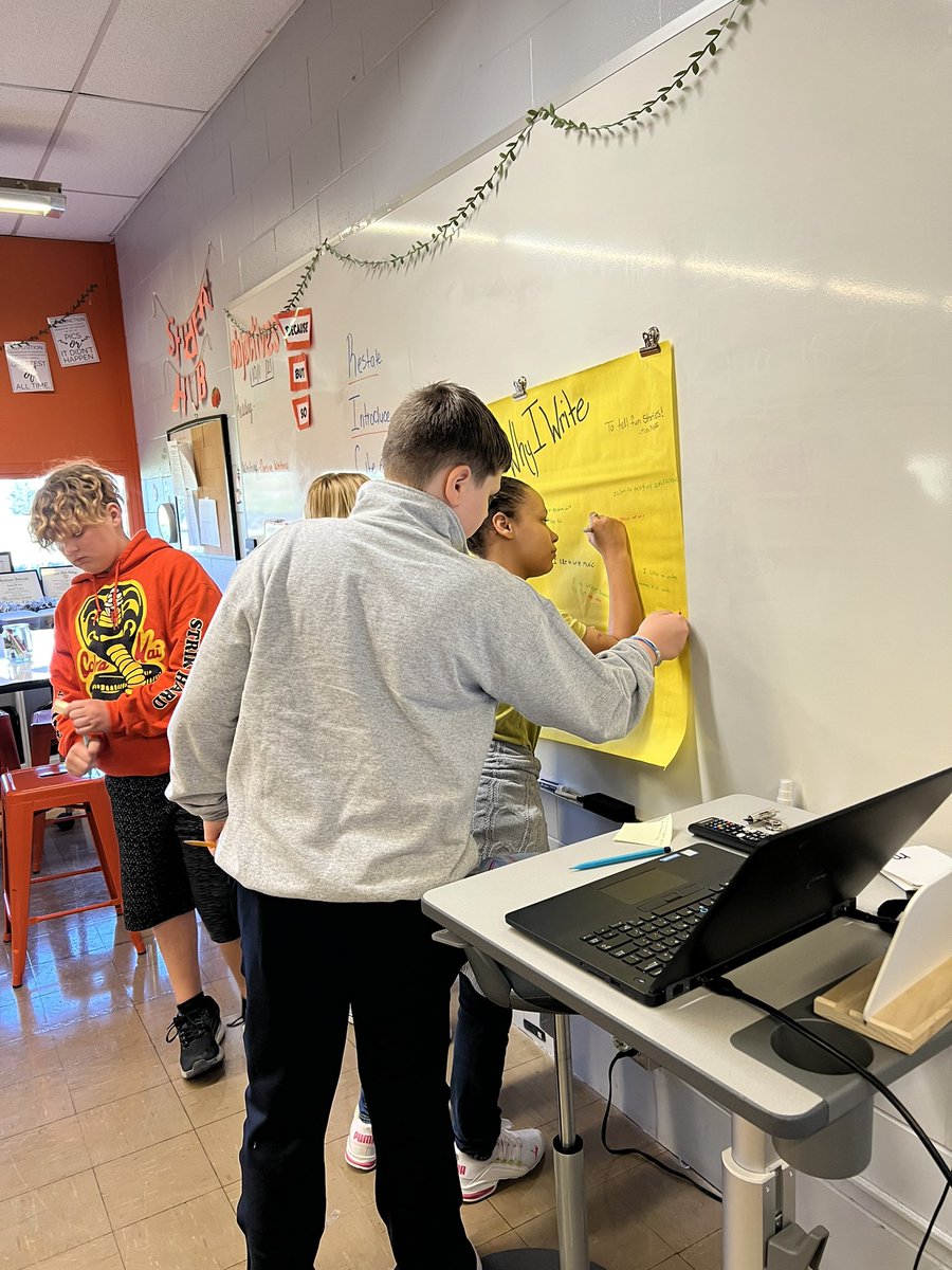 neff_allyson's tweet photo. Today is National Day of Writing! No better way to spend it other than writing down why you write! #MissNeffELAClass #nationalwritingday @MMS_Colts @RHLSD_Colts https://t.co/Lj8KUymMMK