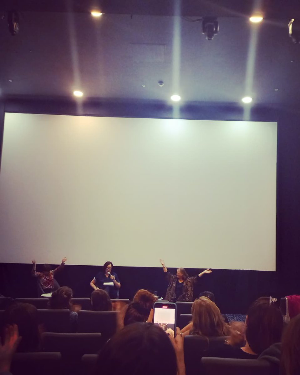 LDN_daisy's tweet photo. Tonight I saw a screening of the documentary @MOTRfilm including a special @theguiltyfeminist show with @DeborahFW &amp; @suziruffell and a Q&amp;A with a greenham common woman 💚☮  💯 recommend. Very powerful, very moving &amp; very inspiring.👏 #MothersOfTheRevolution #GreenhamCommon https://t.co/TYKwbzmuVe