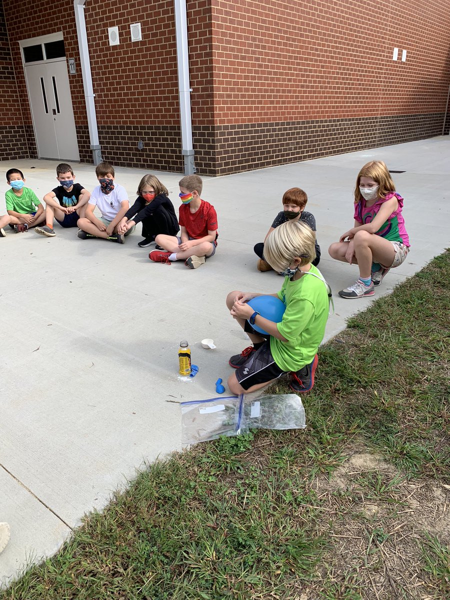 NeboMara's tweet photo. We had a great day for a Rams bucks teach a lesson reward. Can’t wait for more of these! @jodi_seitz @MTPilkington @dawnkingCCPS @ChristanMartin5 @ReamsRams https://t.co/aopSzRAcVO