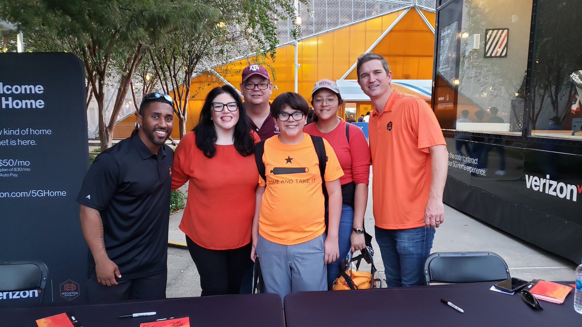 FierroforTexas's tweet photo. Let's go Dynamos!!!! #Htx #HOUSTON #dynamos #htown #FierroPariente #dalefierro #fútbol https://t.co/mPB0cyzrJC