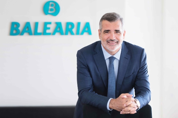PortalPortuario's tweet photo. Termina acuerdo con Matutes y Adolfo Utor toma control de Baleària - https://t.co/F5mdu0HEjc #Balearia #AdolfoUtor #Matutes https://t.co/7Fh6W6LaXx