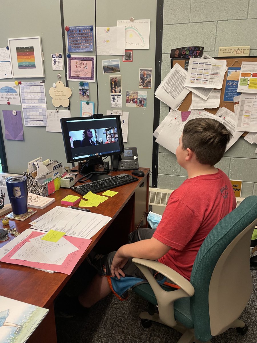 kellysattora12's tweet photo. Happiness is having one of your 5th grade students zoom with his 1st grade teacher, who he has not seen in a very long time, and is also one of your best friends!!! 💛😊☀️ https://t.co/HHfyTm4HoR