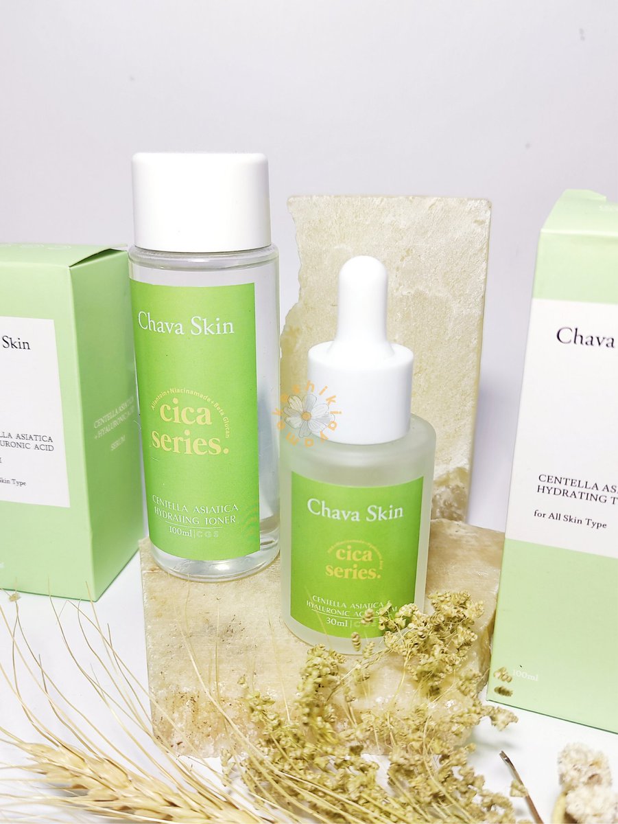 ✨SKINCARE BUAT JERAWAT DAN KULIT KEMERAHAN✨
• Centella Asiatica Hydrating Toner
• Centella Asiatica + Hyaluronic Acid Serum
— a review by <a href="/keshikiayame/">jia🍓</a> 
#racuninskincare #reviewkeciki