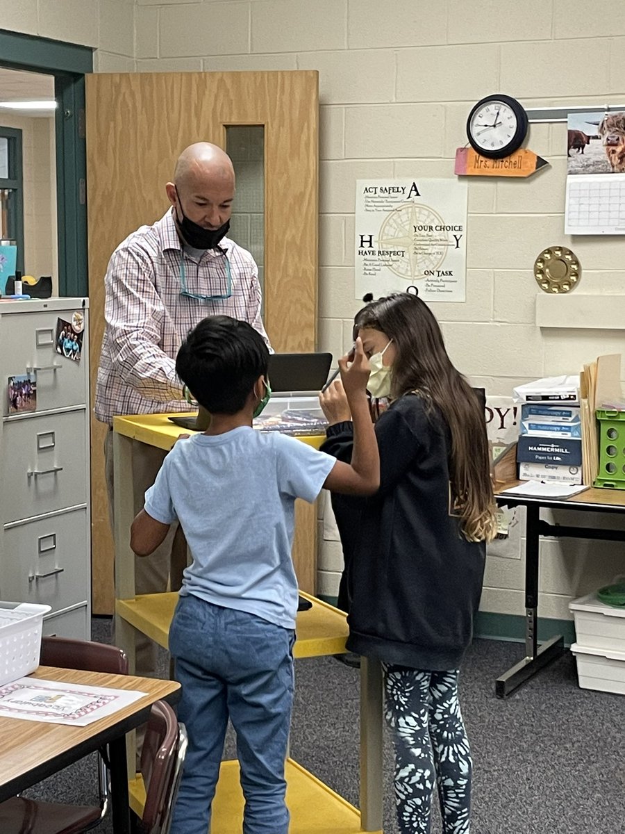 ClassMitchell's tweet photo. Yay! Mr. Jones is bringing some #PBIS joy this morning. #ECESgrowstogether https://t.co/ST4TAUAzrK