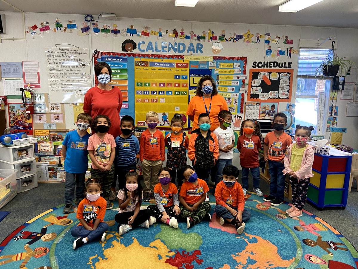 SCEBulldogs's tweet image. Can't stop, won't stop! #CCSUnity is non-stop at SCE! #theheartofCCS #theheartofSCE