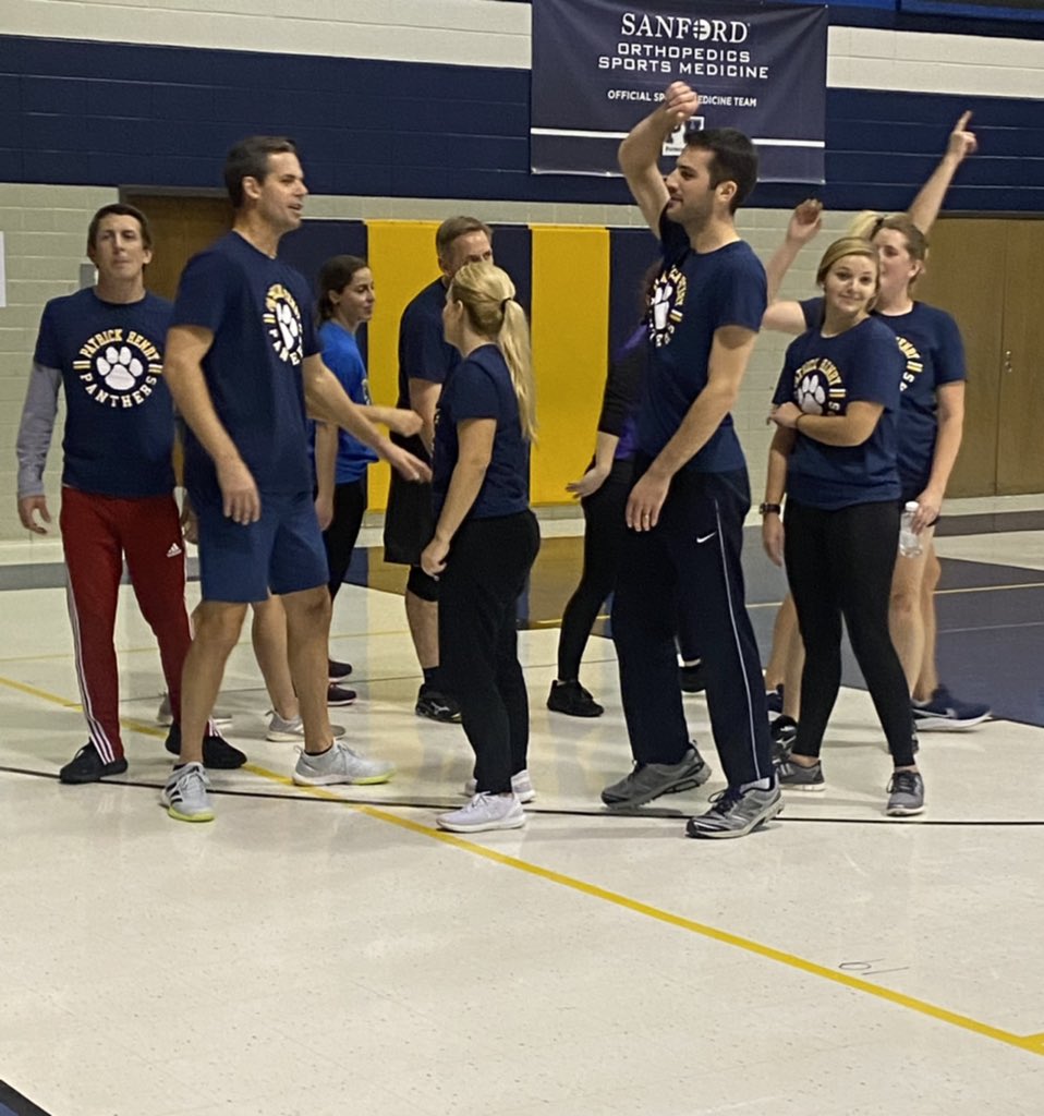 kasharping's tweet photo. An intense volleyball match for bragging rights between PHMS students vs. staff. @PanthersSF @SfsdInTheMiddle #pantherpride 💛💙 https://t.co/lQgKNszwCZ