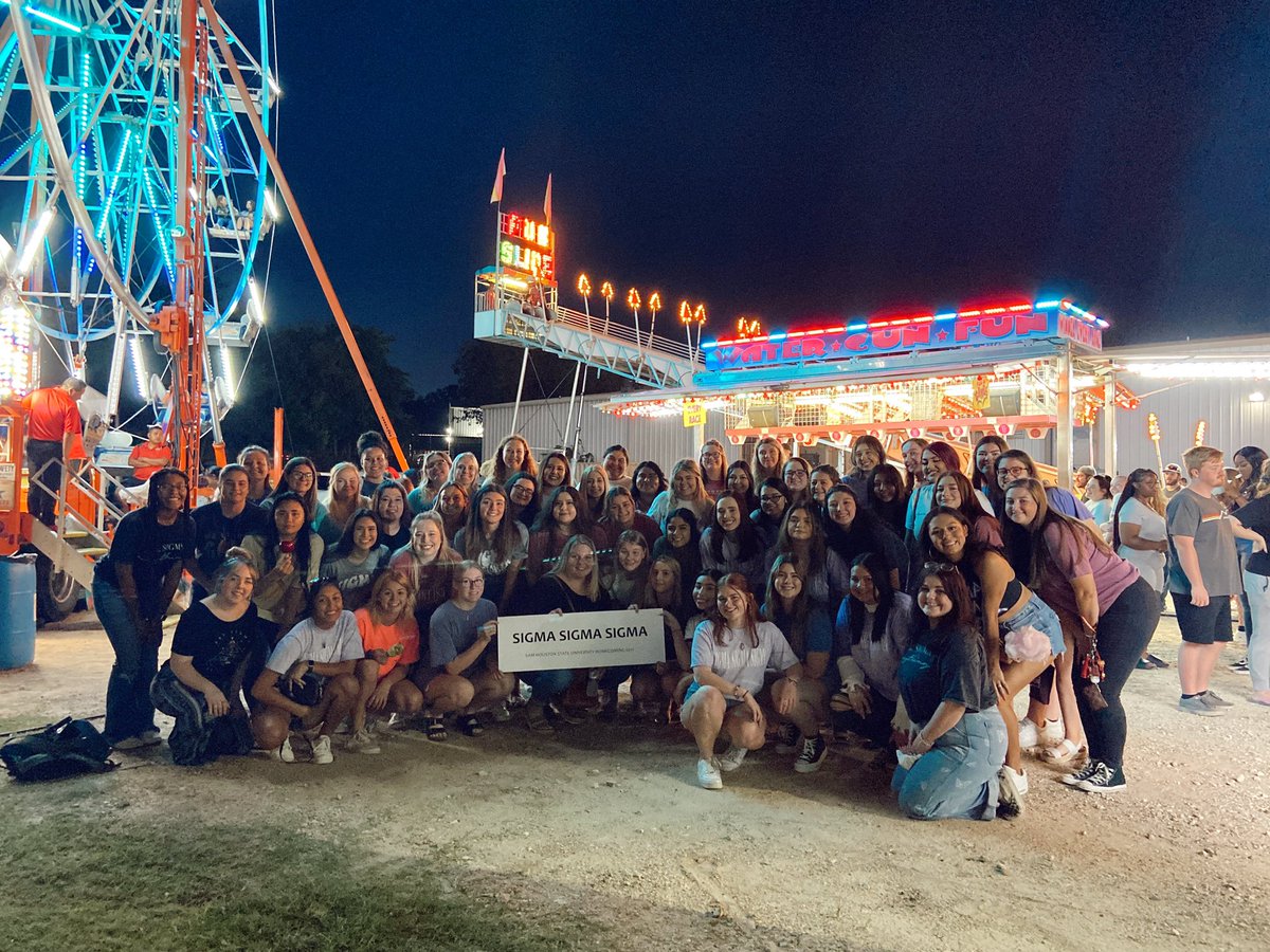 SHSU Sam Jam Carnival 2021🥳💜
#SHSUHomecoming #SHSUTraditions @SHSUStuAct