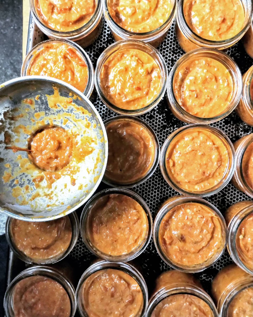 fornocultura's tweet image. Preserving The last of this year&apos;s harvest of local Ontario Hot Peppers. Our BOMBA Spicy Italian spread #bombacalabrese #peperoncini #friggitello #fornocultura #teamsavoury Part of our seasonal #preserved program Our Kitchen to Ur Pantry.