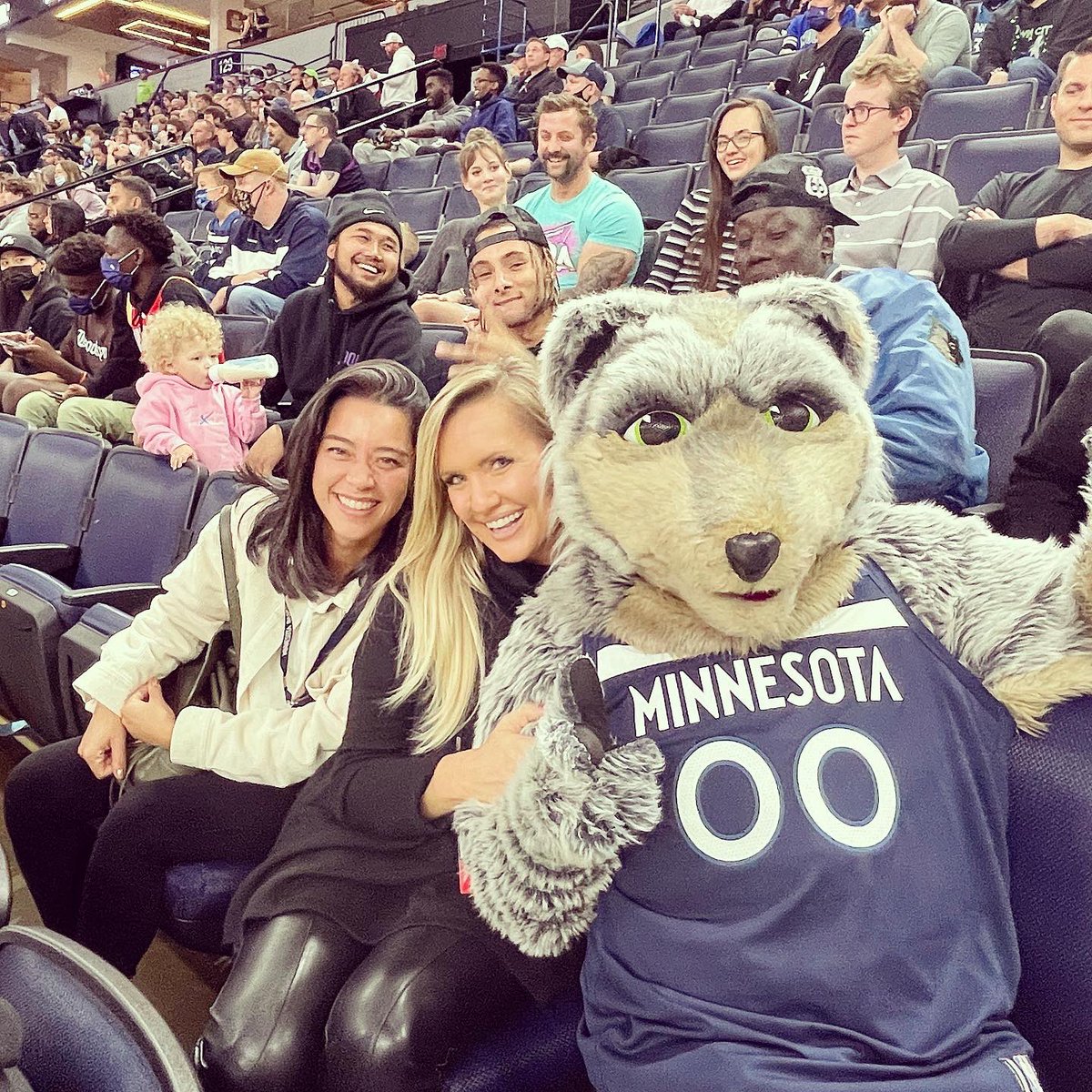 JennEricksen's tweet photo. First NBA game…it was one for the books. Go @Timberwolves! 💙💚 https://t.co/FbSRuOCWbq