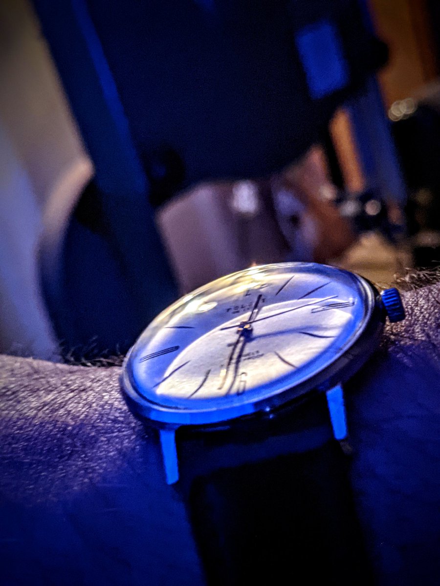 Late at night w/ a mid century beauty

State of my affordable vintage:
youtu.be/lrt9SRWlhVI

#killingtimewithnorman
#russianwatches #vintagewatches #poljot #dresswatches
#watches #wristwatch #wristwatches #watchesofinsta #watchfam #youtube #wristporn #watchbox