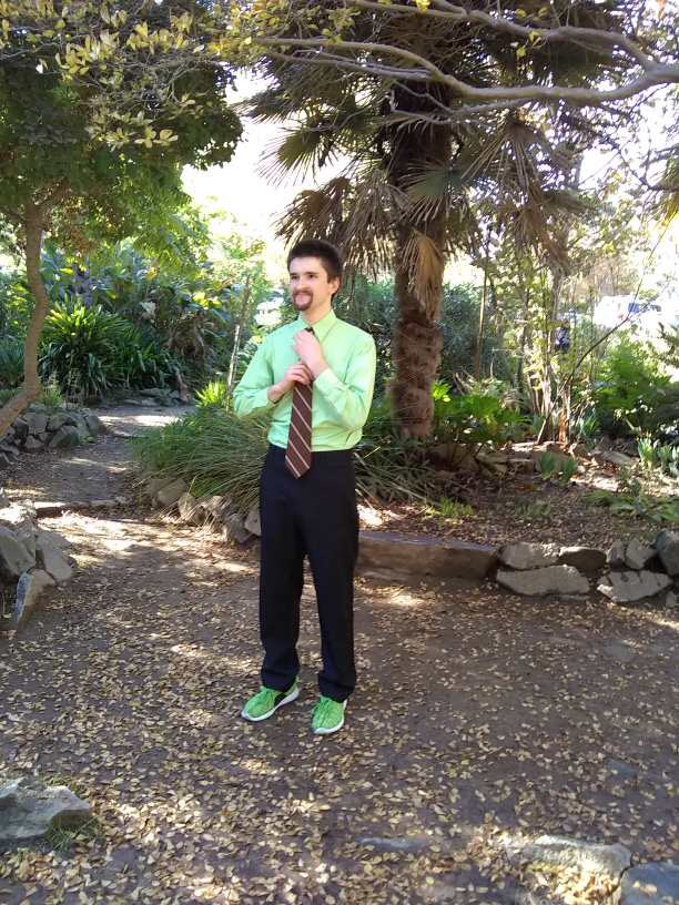 danielboi916's tweet photo. Sacramento, California: please share this post. My youngest brother, Dennis, has now been missing for over a week. He was seen last in Natomas/Rio Linda area. He is schizophrenic and has not been taking his meds, so please be cautious on your approach. #sacpd #missingperson https://t.co/LF7AwBS7DR