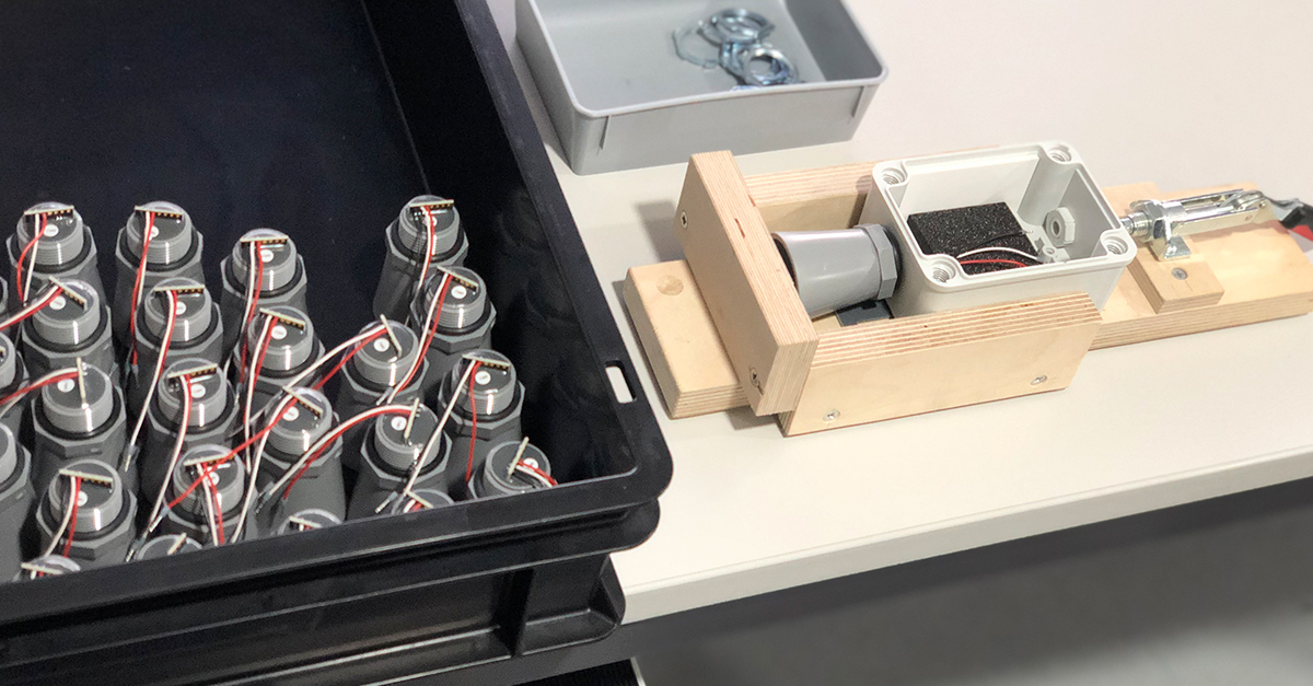 decentlab's tweet photo. Decentlab on #production!
Our Ultrasonic Distance / Level Sensor! All #engineering and #manufacturing in #Switzerland.
https://t.co/cPUlvRn1fv
#swissmade #iot #lorawan #wireless #floodmonitoring #co2 #wastewater #runningwater #tanklevel #snowlevel https://t.co/OgRaJNR54S