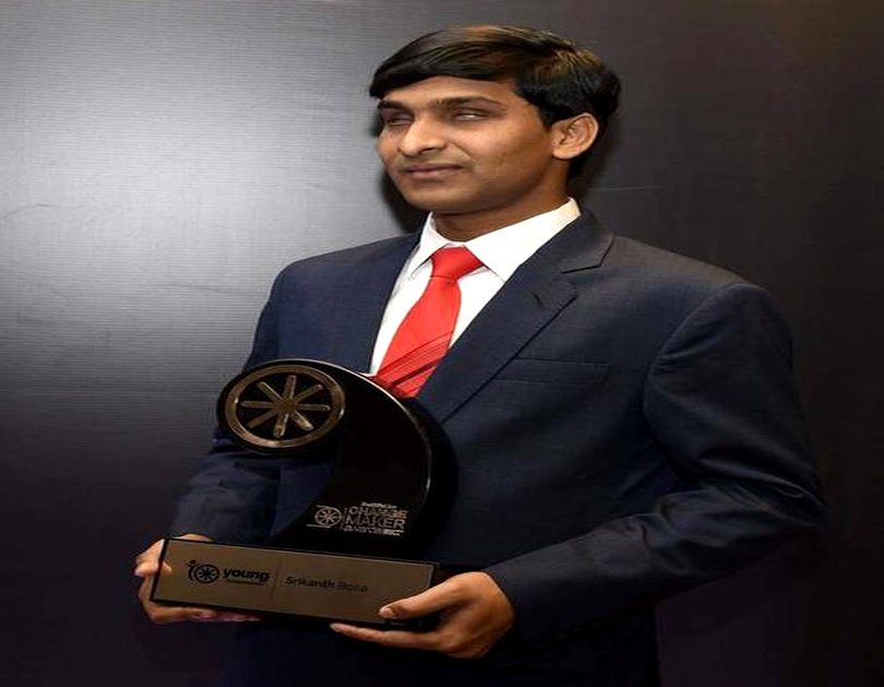 SuccessfulIndi1's tweet photo. A Differently-Abled Super Achiever
“The only limitation is that which one sets up in one's own mind” - as put very succinctly by famous author Napoleon Hill. Srikanth Bolla, blind by birth but billionaire through hard work, is a living example of this.
https://t.co/mzQsw3zKqr https://t.co/Q2TrXHEtSp