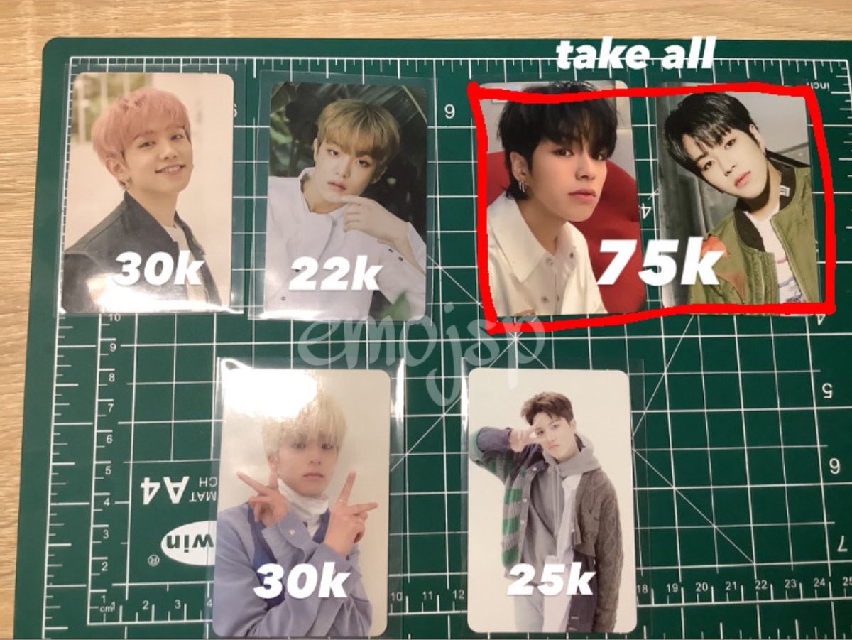 emojsp's tweet photo. wts / want to sell ‼️

1. jaehyuk ktown4u
2. junghwan mmm first press 
3. jihoon mmm consept 1 
4. asahi album chp 3 selfie 
5. mashiho mmm white ver 

freeong 🍊, incl packing, slight damage 🙏🏻
dom tangerang 

wts treasure mashiho, jihoon, jaehyuk, junghwan, asahi photocard pc https://t.co/c3owOlGIUq