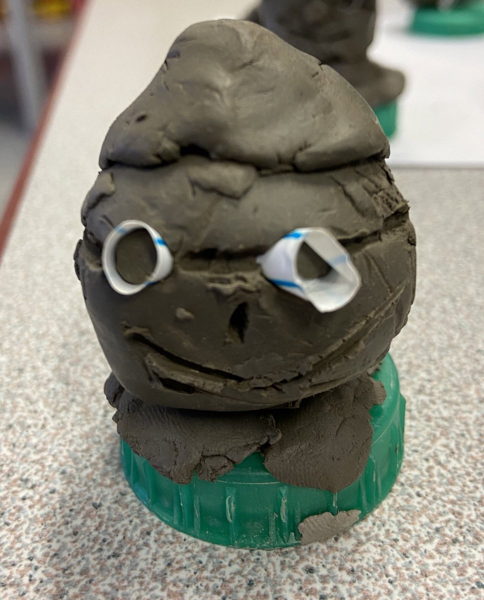 DeBeauvoirSch's tweet photo. Inspired by their #BHM2021 learning about Rosa Parks, #beechclass have created their own clay statues of this wonderful and inspiring woman. #art #dt #history #year1 https://t.co/chPbIB0ka5