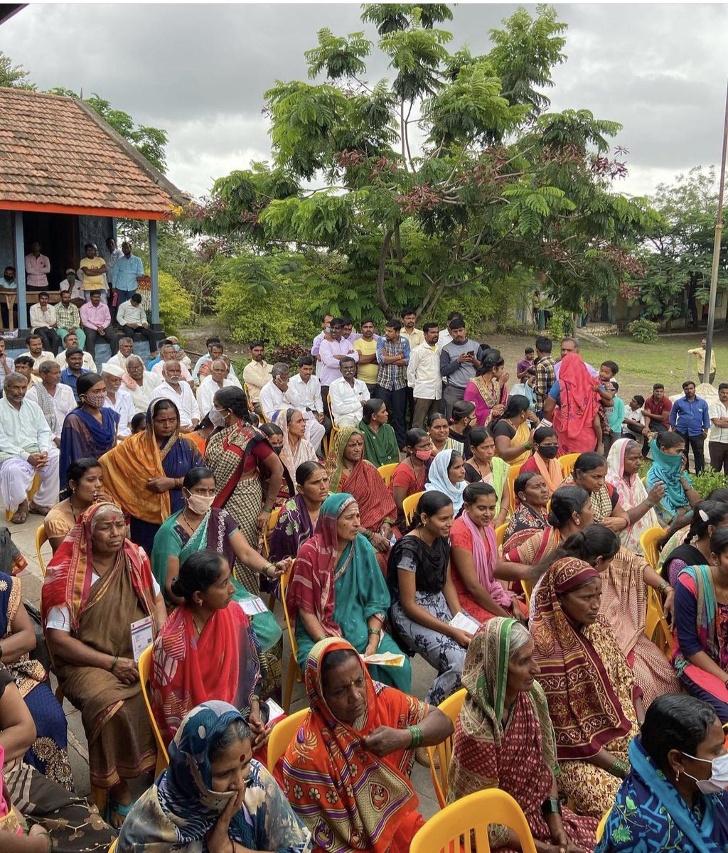 indianstucom's tweet photo. As 🇮🇳 Races 🏎 💨to #100CroreVaccination 💉 We recall our efforts as students of Bangalore in vaccinating populations of Rural India that had a low rate of willingness to get jabbed.

We extend our gratitude to the student fraternity, doctors, nurses of HCG 🏥 &amp; our donors.1/2 https://t.co/ctIHk5GhtC