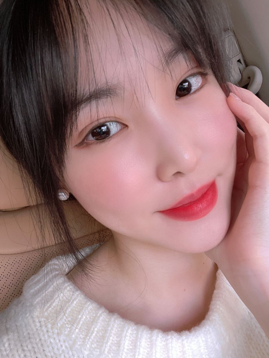 GFS_backup's tweet photo. [PIC] 211021 - Yuju on VLIVE Chatroom

Yuju says she's on the way to lesson now

#GFRIEND #YUJU #여자친구 #유주 @konnect_YUJU https://t.co/Phvc9ei2p9