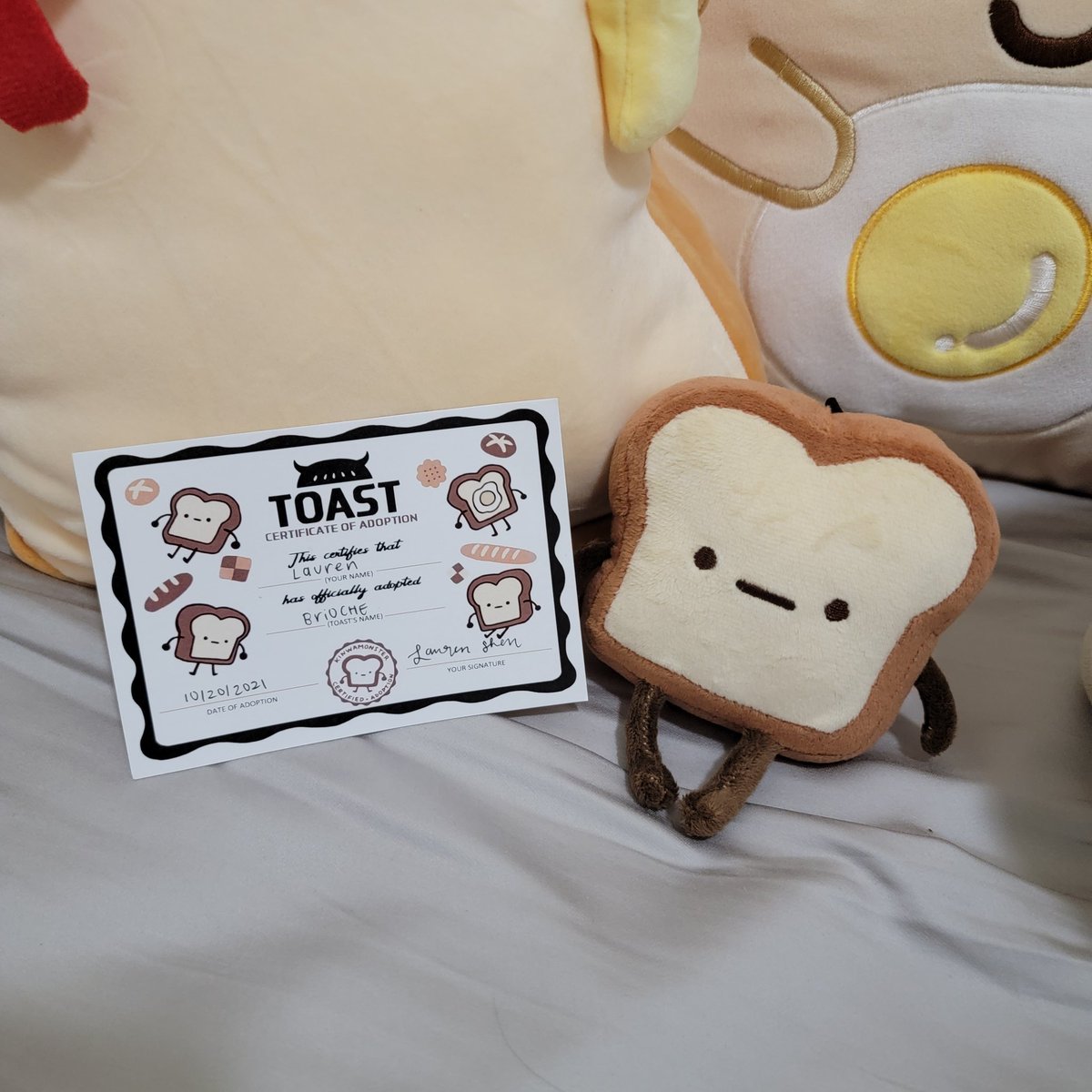 fesachu's tweet photo. ANOTHER SLICE IN THE FAMILY ٩٩(๑˃◡˂๑)۶ 🍞🍞 https://t.co/D6biBtCH6s