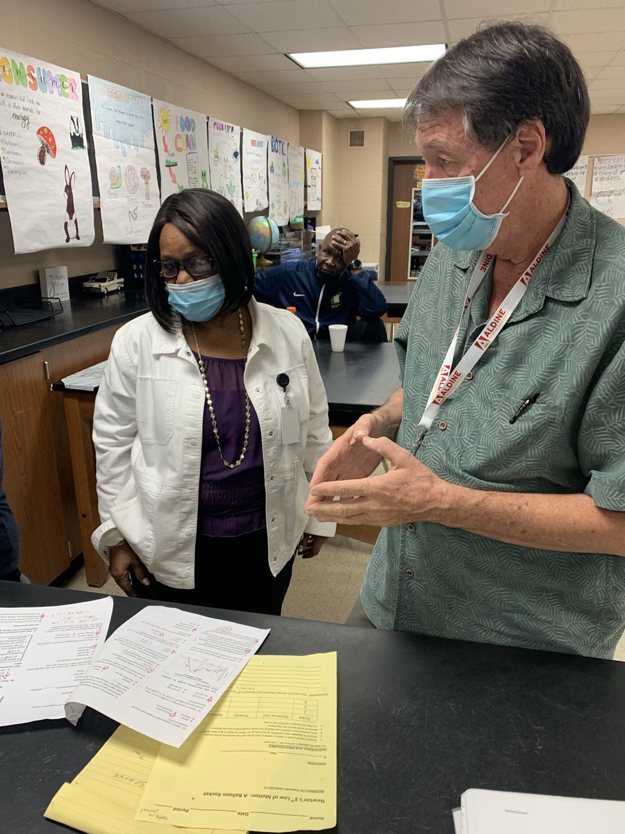 DonaldEducator's tweet photo. Salutations to #JohnnyFord #1stYearTeacher #IPC #Planning &amp; #ComprehensiveMotionLab #Including5Formulas @AldineISD @EarlieXwilliams @AISD7_12Science @AldineSTEM @tdavis_aldine @XMRaldine @drgoffney @KatyRoede @WarfordMatt @stredit @NimitzHS_AISD @2LoveMoore https://t.co/flDoCqP3FG
