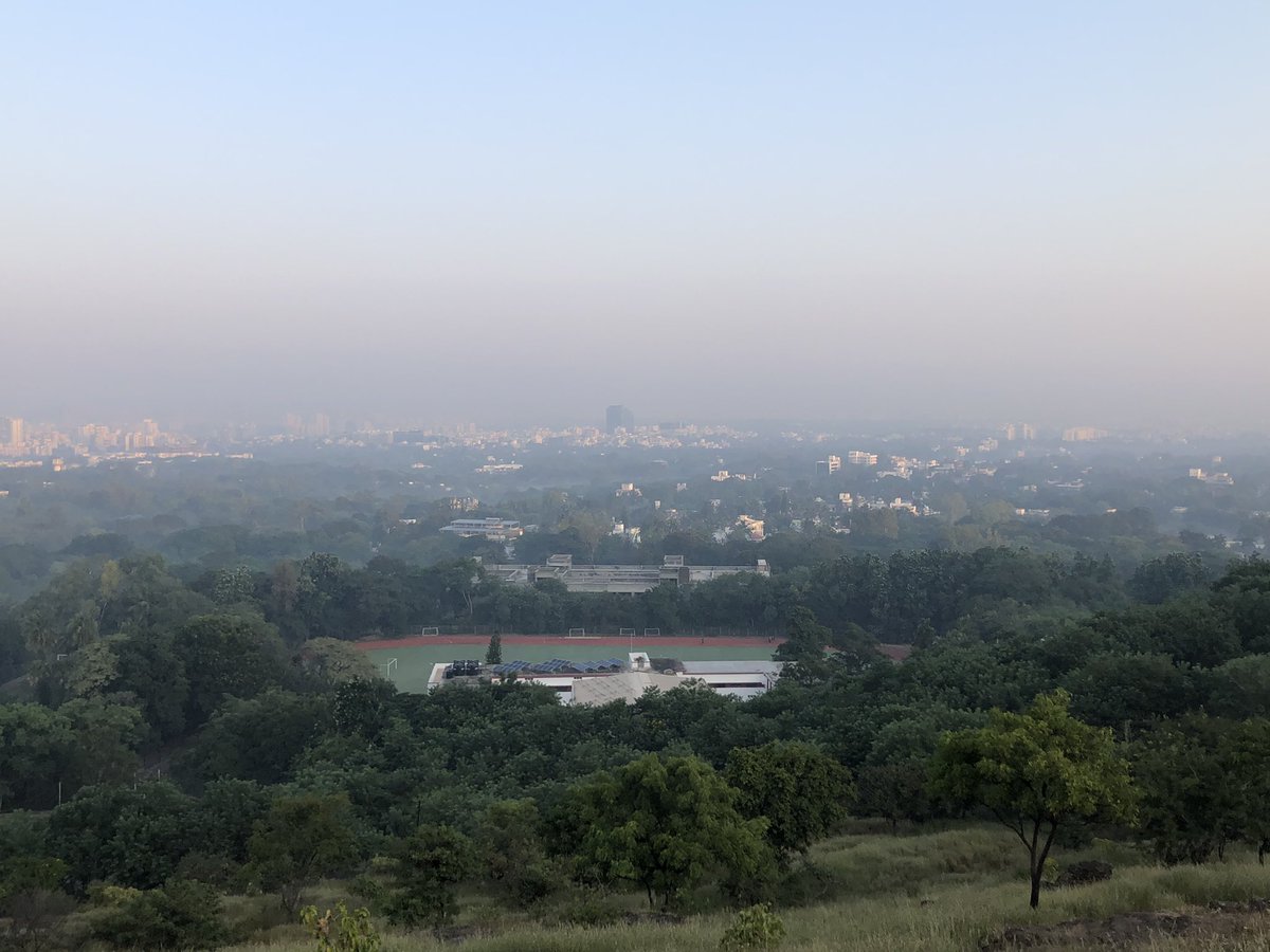amarbarwe's tweet photo. Morning Glory! A hike up ending with a fantastic view of Pune NW, Pashan, Aundh and Baner. Super weather! #Pune #hikeup #weather #October https://t.co/PdK31qa8k6