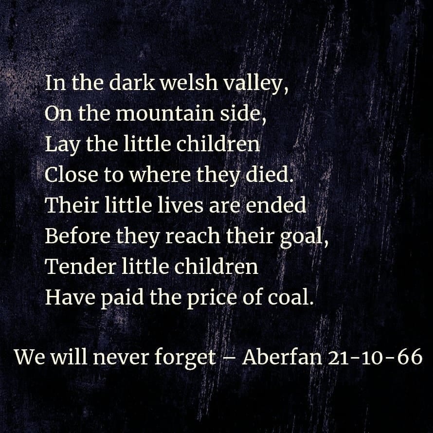 Rhondda_Tunnel's tweet image. Remember Aberfan.🏴󠁧󠁢󠁷󠁬󠁳󠁿
Never forget the 116 children &amp;amp; 28 adults who lost their lives at 9:13 on the morning of October 21 1966. ❤

Cofiwch Aberfan.🏴󠁧󠁢󠁷󠁬󠁳󠁿

#aberfan #aberfan1966 #aberfandisaster  #cofiwchaberfan