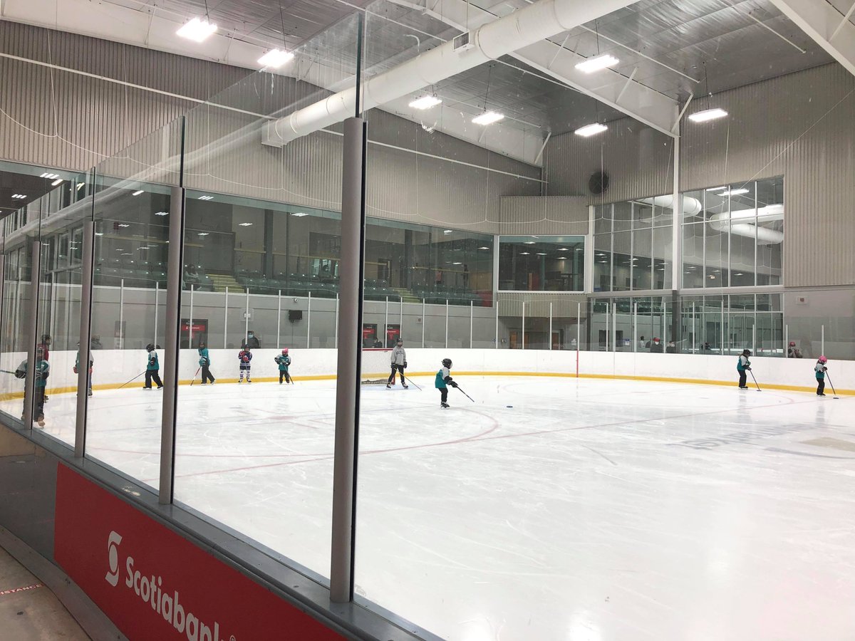 Newmarketringet's tweet photo. NDRA is back on the ice! Great work out there this week Rays in your first practices! And welcome to all our new Rays!
Photo Credit - Sarah Thorne
#newmarketringette #newmarket #ringette #welcomeback #herecometherays #minirays https://t.co/cLnifMozHG