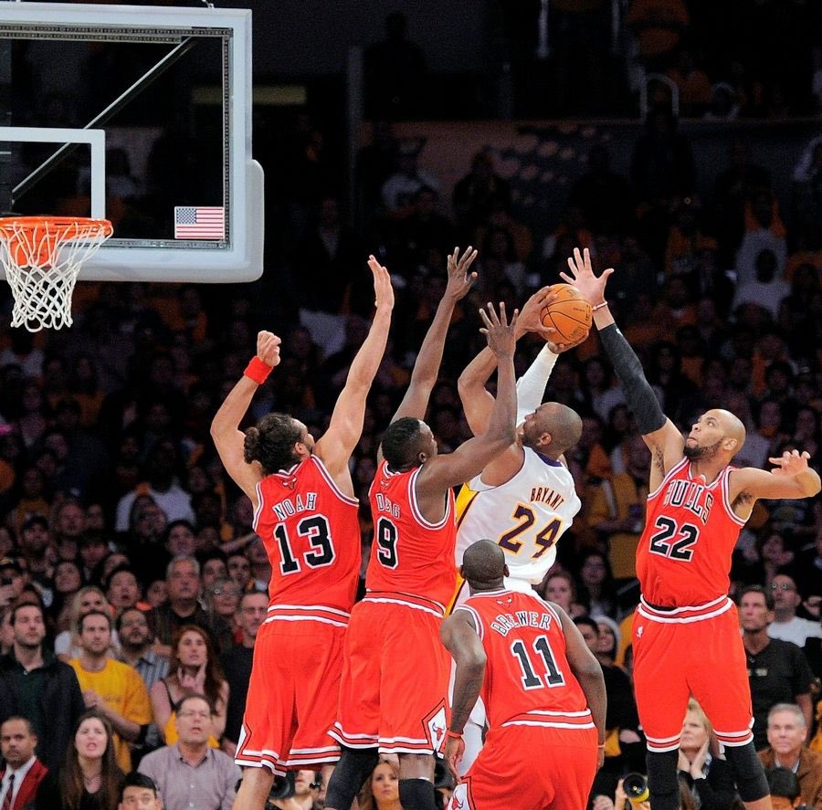 NBAMemes's tweet photo. Jayson Tatum every time he got the ball even though Jaylen Brown was on fire https://t.co/RgaDbN1wwP