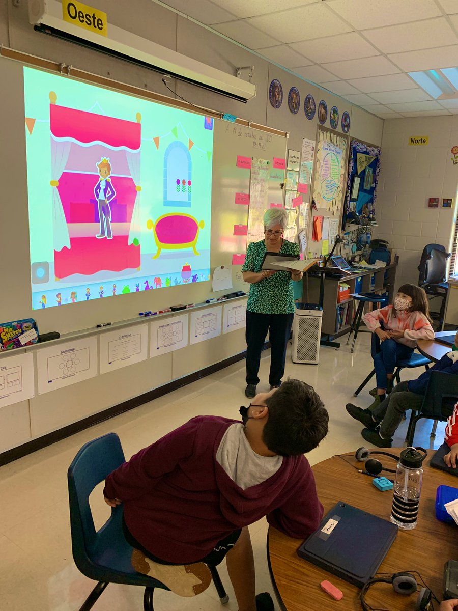 CFieldsITF's tweet image. Co-teaching with teachers makes my heart so full and kids 😍using #LISDreads @duckduckmoose Draw and Tell tech stations! @TeacherCichy &amp;amp; Ms Grayson”s classes @LewisvilleES can’t wait to use these tomorrow!  #anylanguage #anycontent #digitalLISD