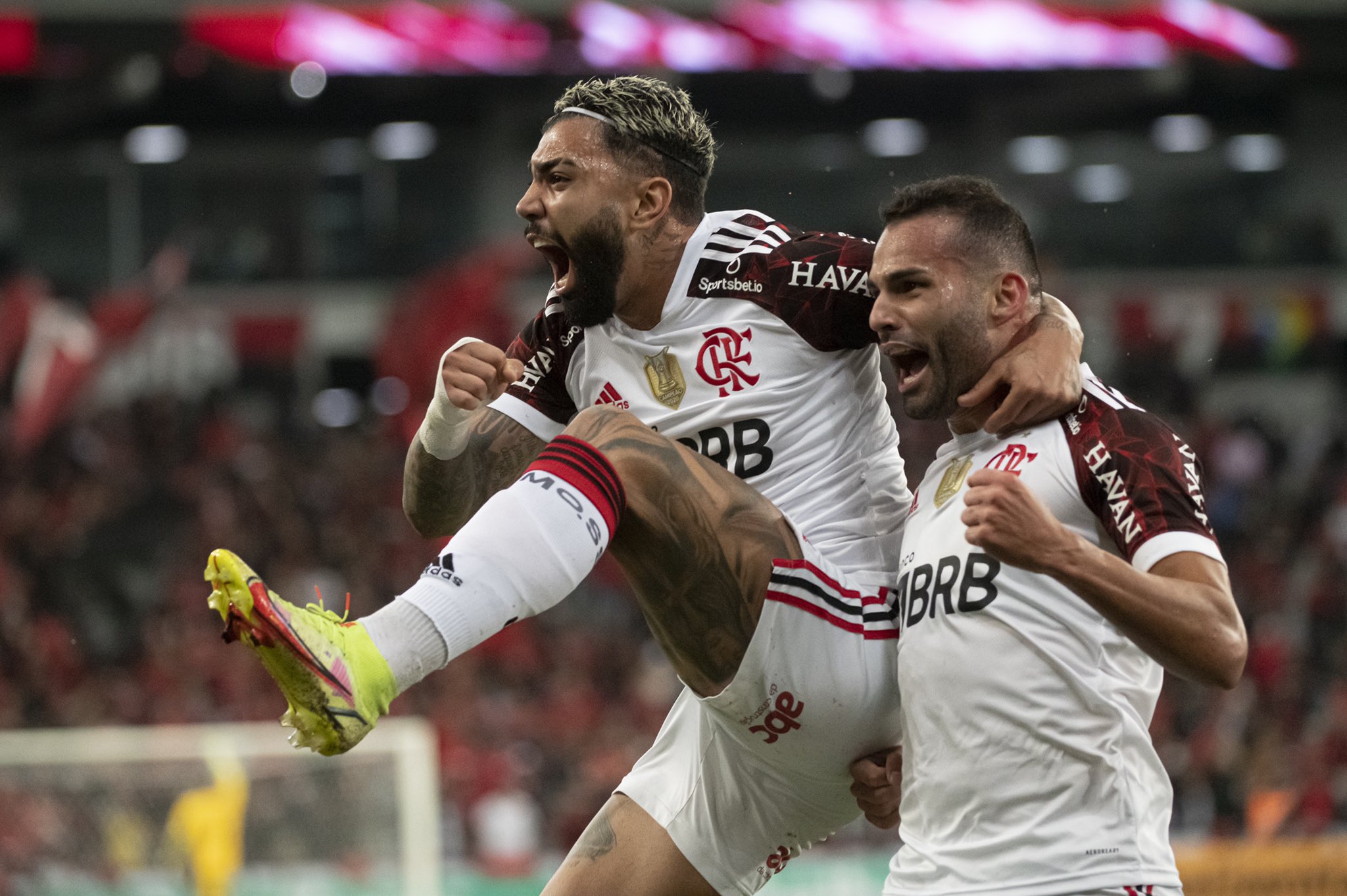 Não assistiu ao jogo? Leia aqui o resumo e ficha técnica da partida entre Athletico-PR e Flamengo pela Copa do Brasil