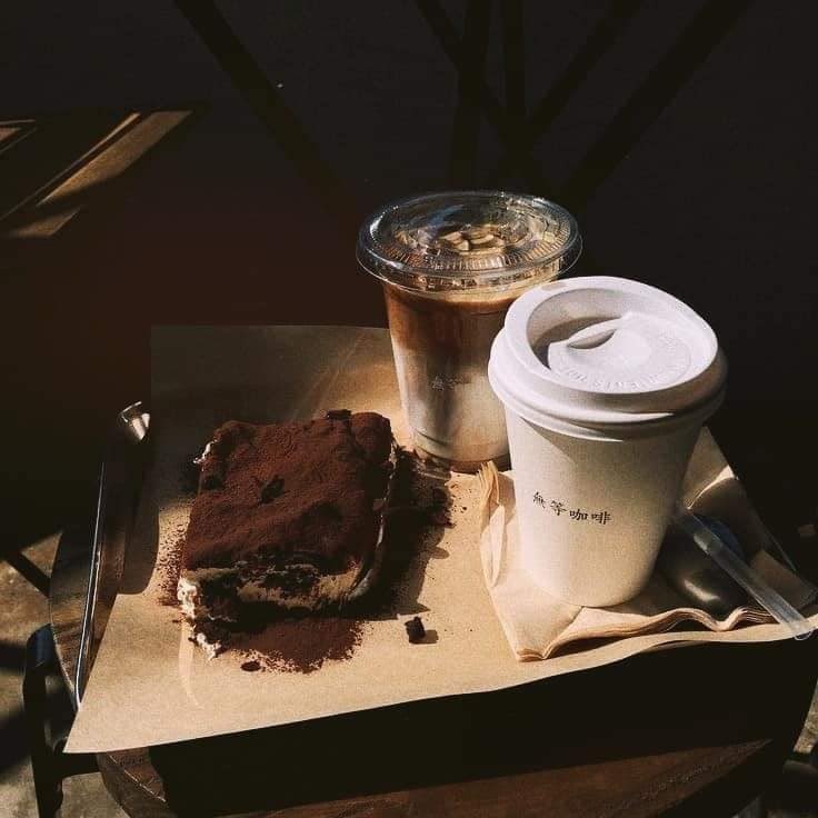 TuitEnBlanco's tweet photo. ¿Cita de café? 
Si. https://t.co/vz3B2SiRUE