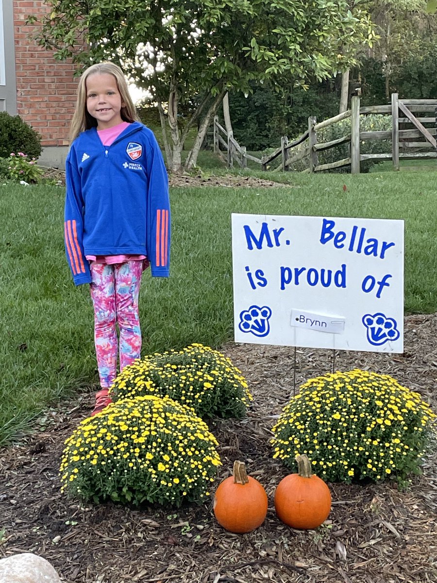 Bellar Bunch tweet media