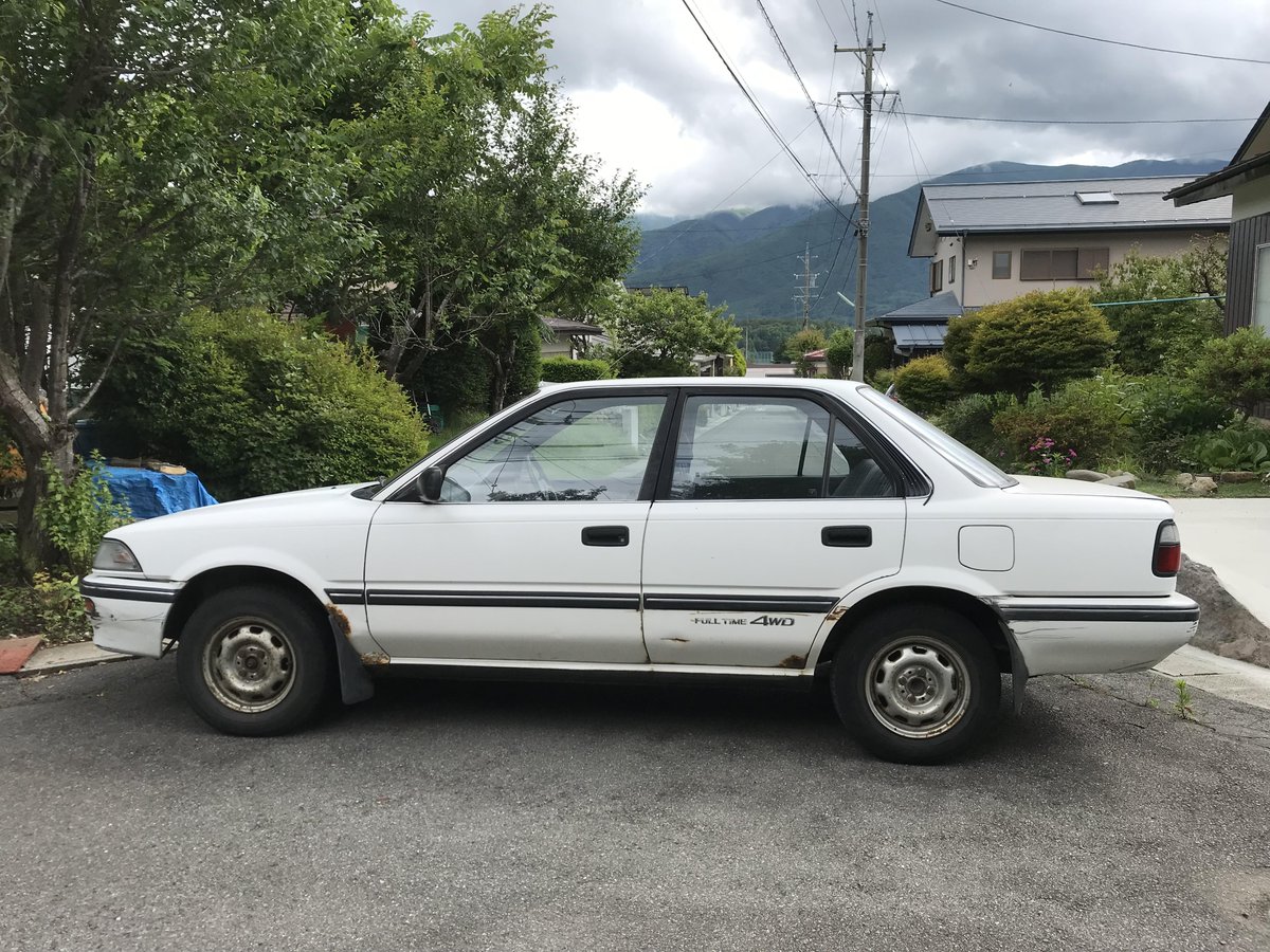 CARNEXT_JP's tweet photo. カーネクストの買取実績をご紹介します😆
トヨタ カローラTX (TX仕様)
なんと年式は平成2年 😳
今から30年以上前!
昔の家族写真に出てきそうな貴重な車です🥰
#CE95 #トヨタ #トヨタカローラ #廃車買取 https://t.co/aofaK4bnqk