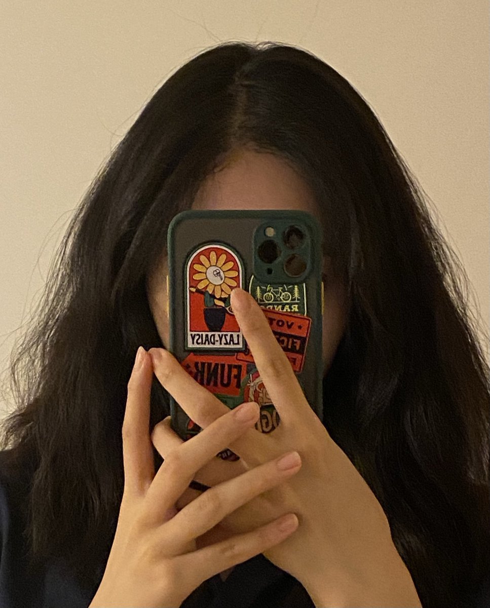 eunbimimujerr's tweet photo. Me da rabia que dejen mucha tarea :) #retroste
#FreeGfriendTrademark
#์ฌ์์น๊ตฌ_GFRIEND_์ํ
#์ฌ์์น๊ตฌ Amo tus manitas, mi amor๐ https://t.co/3gcD9XJ4sB