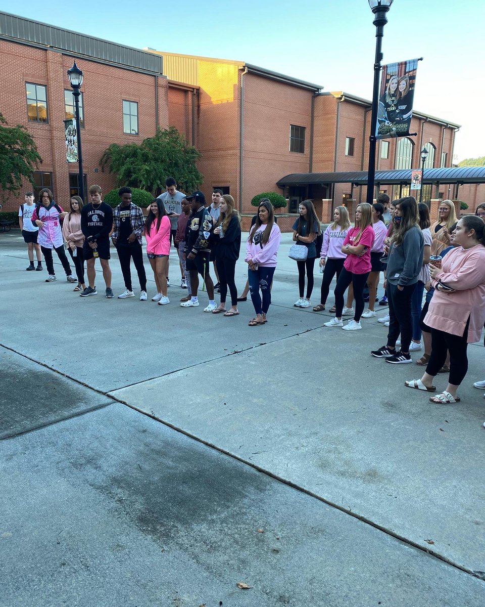 _CHS_FCA_'s tweet photo. Thank you @stevenjwaters for speaking at FCA before Gall Break. We enjoyed “Waffles and Waters!” https://t.co/lPCGiMA3LF