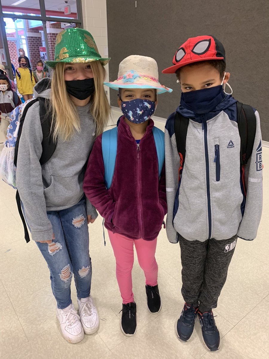 CYESCounselor's tweet photo. Trustworthy Tuesday was sooo fun! We did a “hats off to being trustworthy” theme and our #CYESSteamEngines really showed their spirit! @ChrisYungES #PWCScounseling #CharacterCountsWeek 🧢👒🎩⛑ https://t.co/I4BXuurLmp