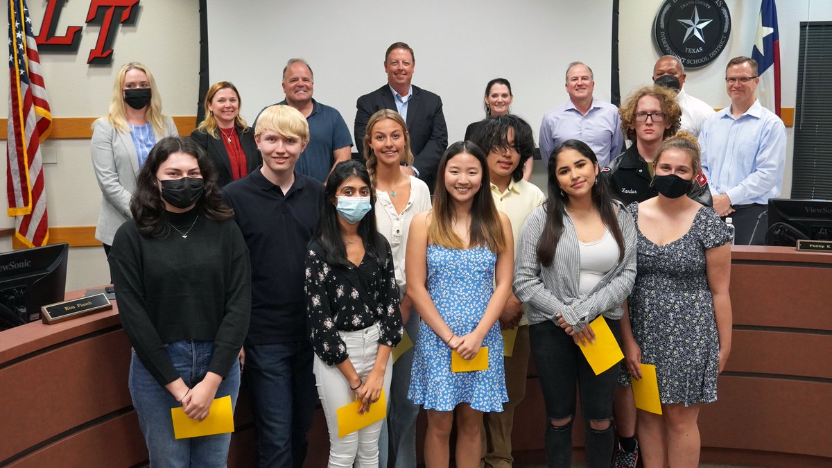 ltisdschools's tweet photo. We are pleased to announce that a school-record 71 seniors from @LakeTravisHS have been recognized by the 2022 National Merit Scholarship Program! 🏅 👏 For a complete listing of students, visit https://t.co/4P2eoiu8Jw #LTCelebrateCommunity https://t.co/pcxxe7AU08
