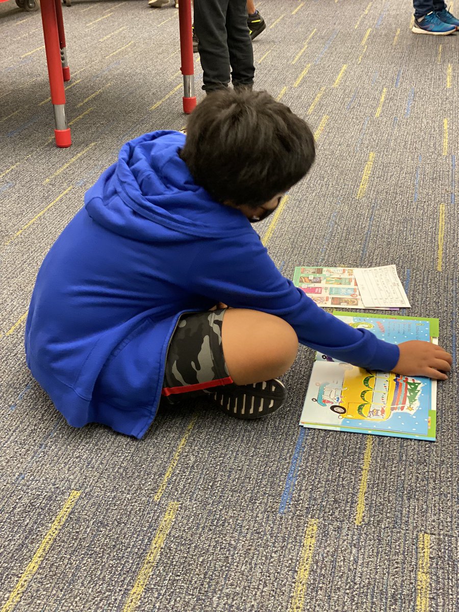 MrsJPearl's tweet photo. Very exciting week of book shopping at our book fair @TDSB_ArmourHts culminating with our outdoor Family event. Engaging all of our readers and book lovers. https://t.co/N6of7hXLVU
