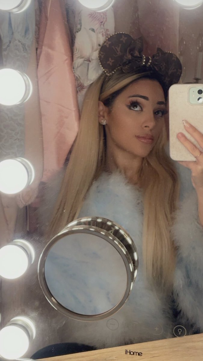 fancybbybella's tweet photo. THE SCREAM QUEENS SCREAM IN THIS !!! ♣️ @gabcake #fancygathering https://t.co/fR1PtYAiBb
