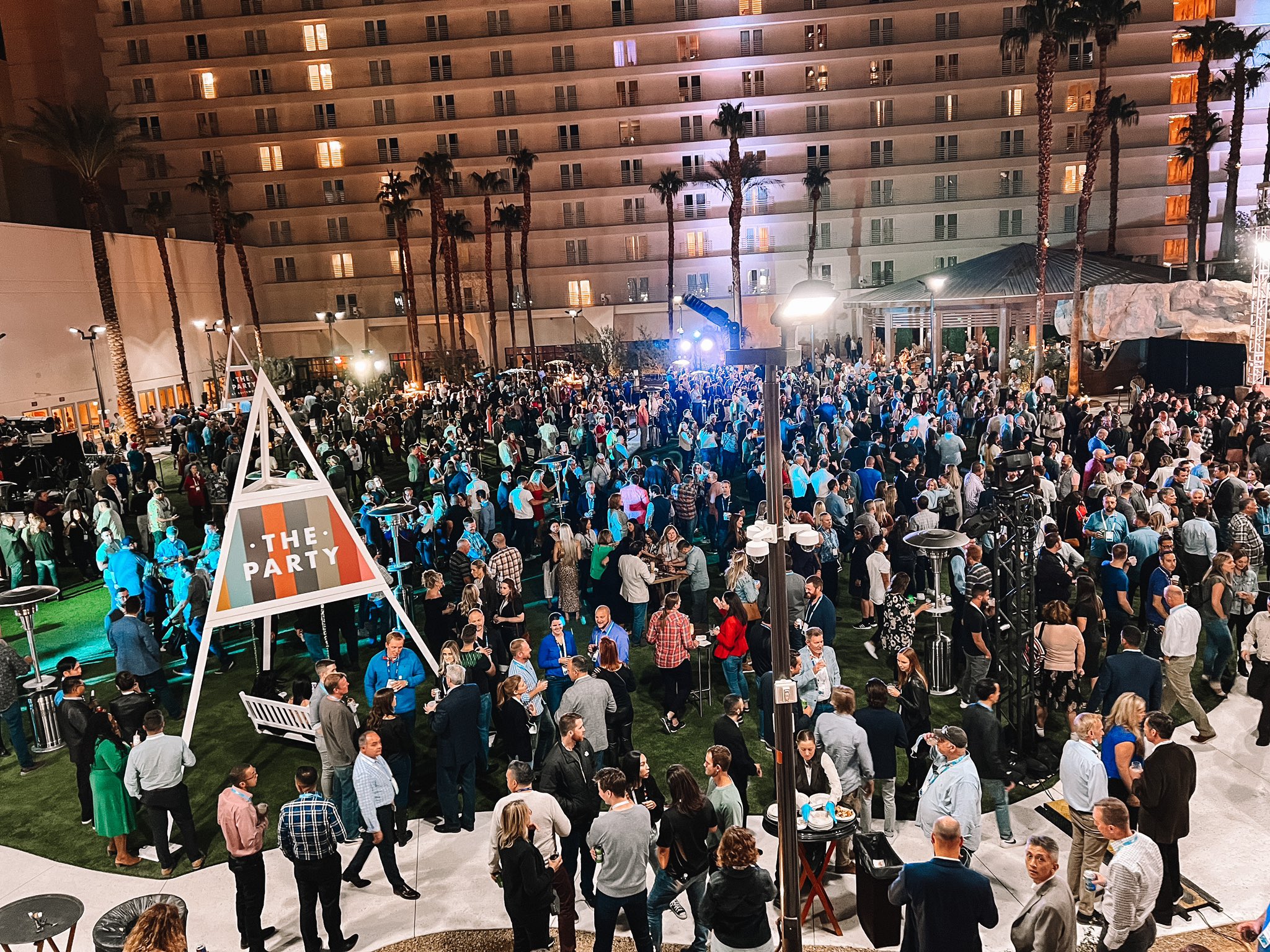 NetSuite on Twitter "The Party is in full swing here at SuiteWorld