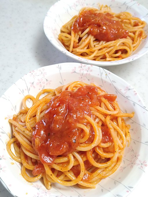 トマトバジルパスタ(゜д゜)ウマー 