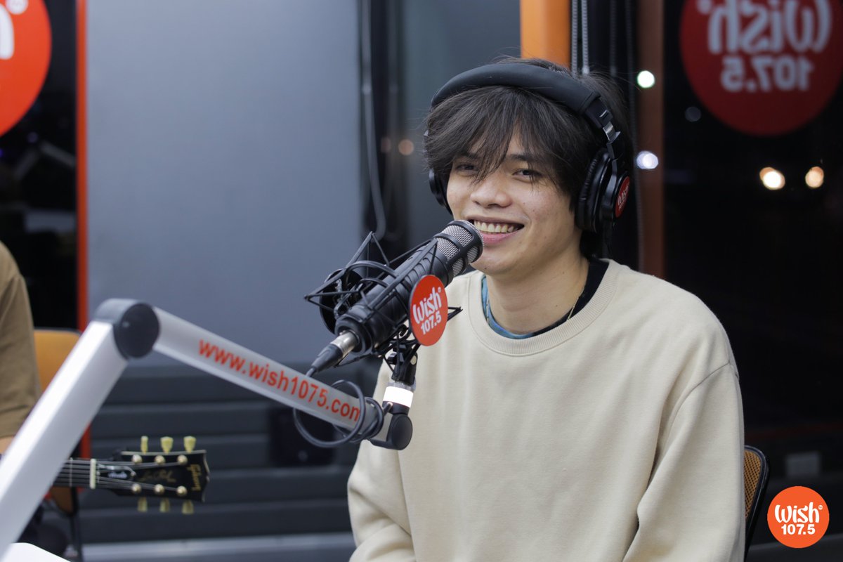 wish1075's tweet photo. IN PHOTOS: On his Roadshow comeback yesterday, OPM artist @ArthurMNeryy rendered a soulful Wish Bus performance of his latest single, "Pagsamo"! https://t.co/AbhAdI7yZN