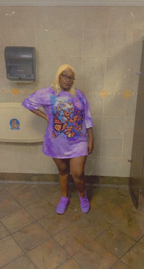 _MyShitOFFICIAL's tweet photo. 25 🦋 #HappyBirthdayToMe #issaswipe ♎️💜 https://t.co/wPmLglF6Xv