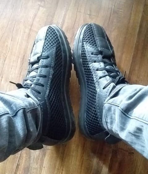 IBUTHOsneakers's tweet photo. ✅✅✅✅✅✅✅✅✅✅✅✅✅

IBUTHO SNEAKERS 👟 

Genuine leather sneakers 
We courier Nationwide 🌎
Delivery in 3-5 days via paxi

For Orders: 072 582 3636

Young Stunna |  Grade 11 | #podcastandchillwithmacg  | #BBMzansi https://t.co/TYEFjnLlW7