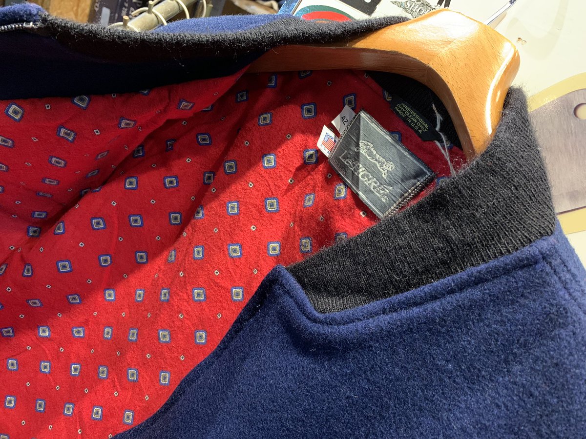outsidekawasaki's tweet photo. USED Le Tigere
Short Rib Wool Jacket
Made In USA 🇺🇸
Size 42
Mぐらい
Price ¥9790 Taxin
ショート丈の
ウールのブルゾン!
タックインスタイルに👍
裏地もGoodです😊
#アウトサイド川崎 #川崎 #川崎駅 #古着 #ユニセックス #アメカジ #川崎じもと応援券 #letiger #ウールジャケット #アメリカ製 https://t.co/YR2pGB3dna