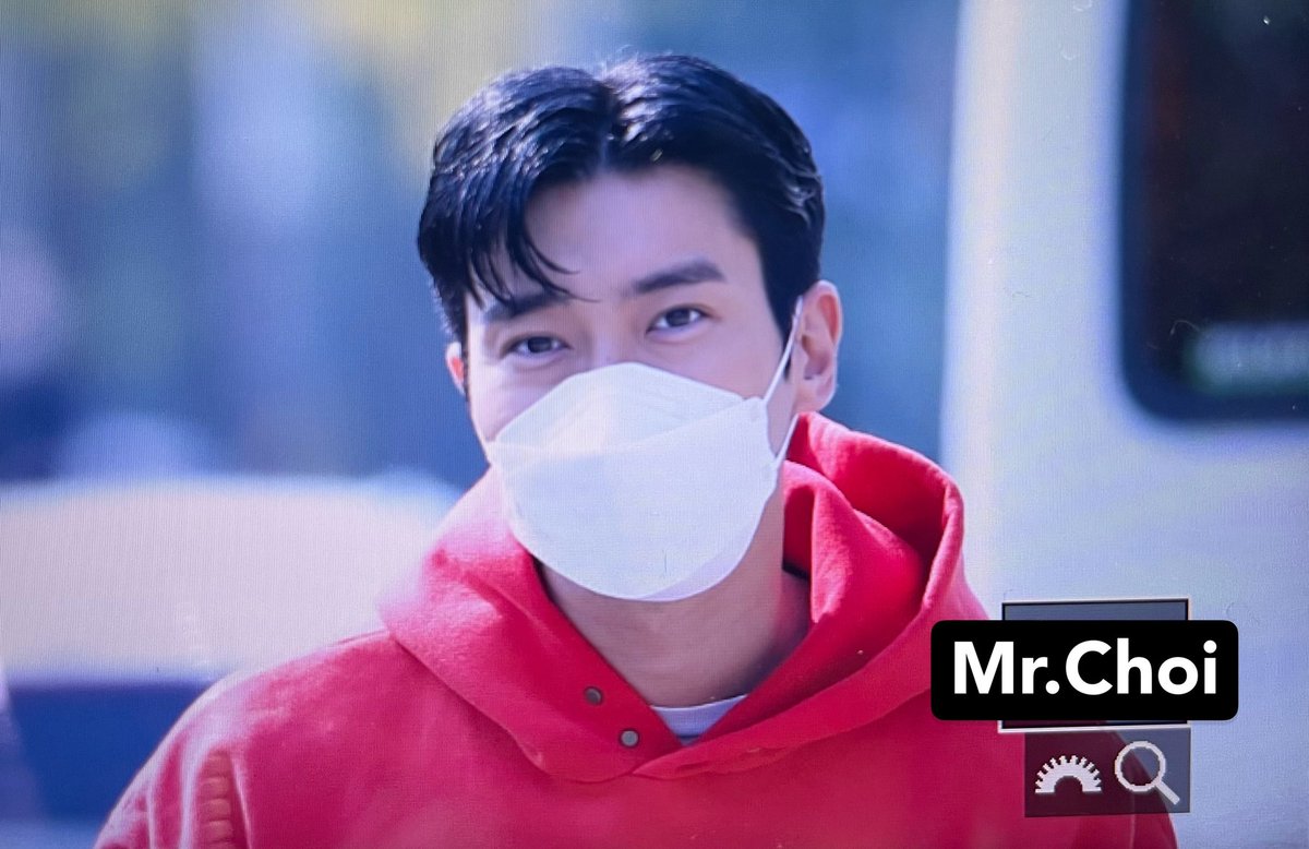 Mr. Choi tweet media