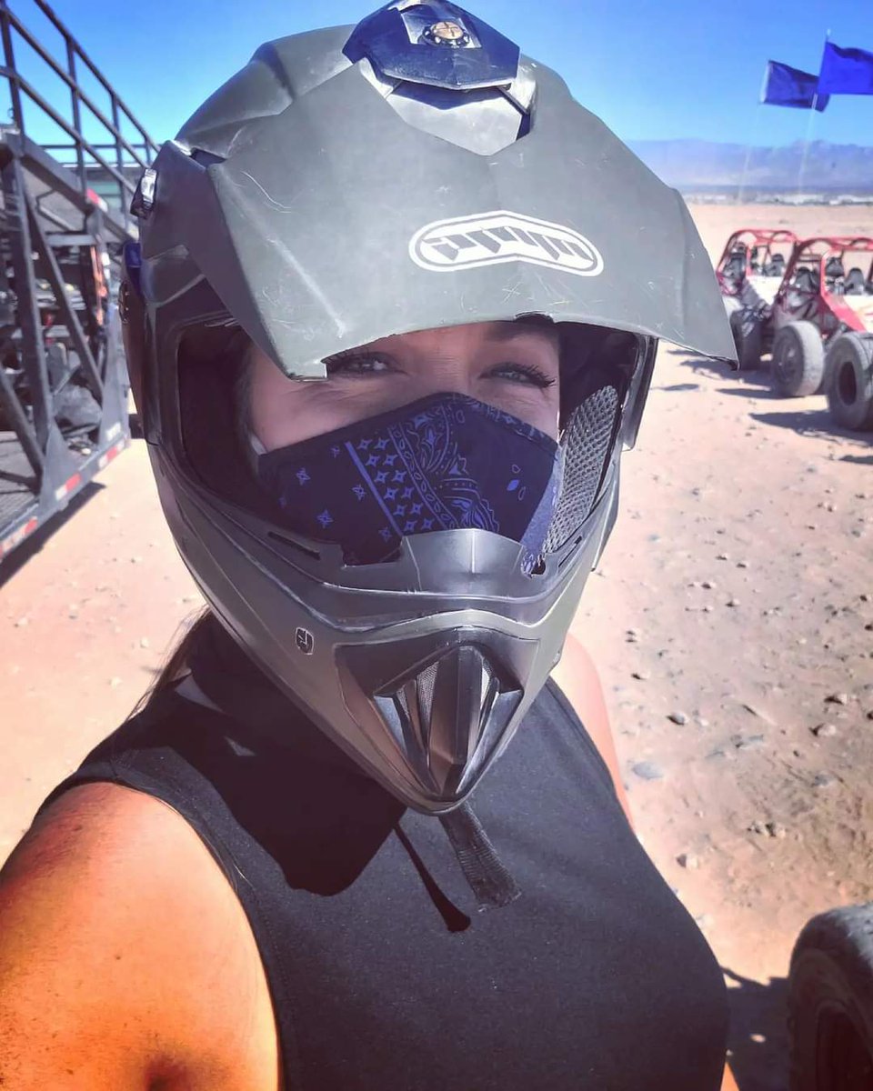 Jenjoli's tweet photo. That was a fun day. #turning50rocks #vegasvacation #gettingdirty #birthdaypics https://t.co/wehqQnBY7S