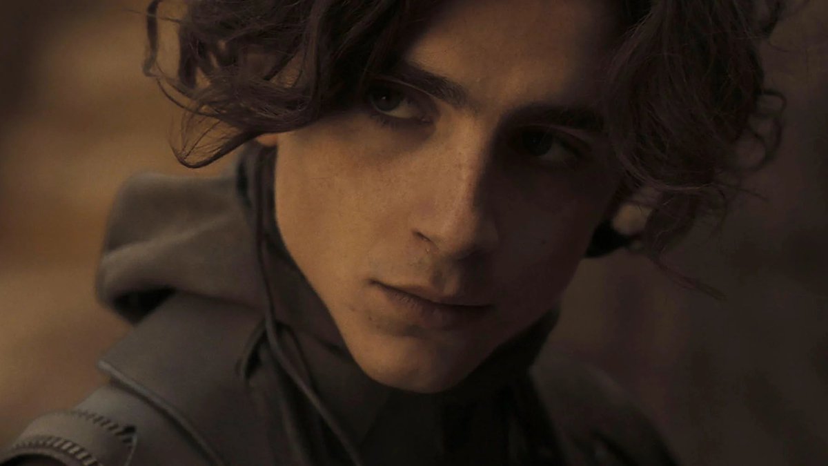 SebastianVerdeC's tweet photo. DUNE de Villeneuve es un espectáculo.

Una película envolvente que, a pesar de tornarse un poco lenta y densa, te brinda la dosis necesaria de acción en una historia que te atrapa en sus distintas facetas.

Me gustó mucho. Tienen que verla.

#DuneMovie #Dune https://t.co/dZslilyMVO